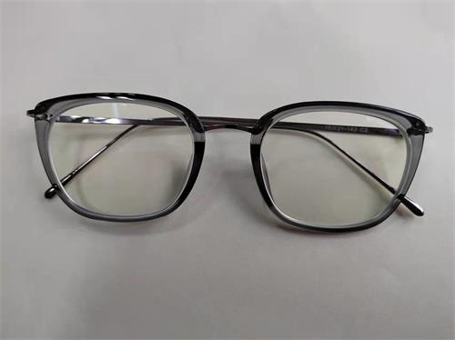 眼鏡激光打標(biāo)機(jī)