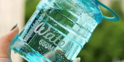 礦泉水瓶激光打標(biāo)機(jī)