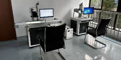 流水線自動化激光打標設(shè)備