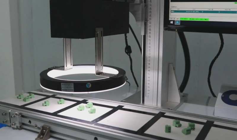 全自動(dòng)流水線激光打標(biāo)機(jī)