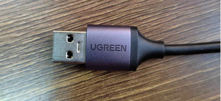 數(shù)據(jù)線激光打標(biāo)機(jī)